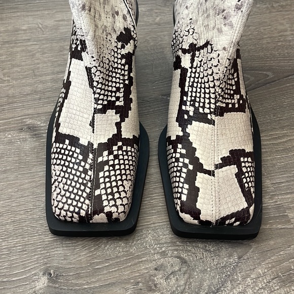 Zara Animal Print Block Heel Ankle Boots | NWT | Size 39 (US 8) Genuine Leather - Picture 12 of 16